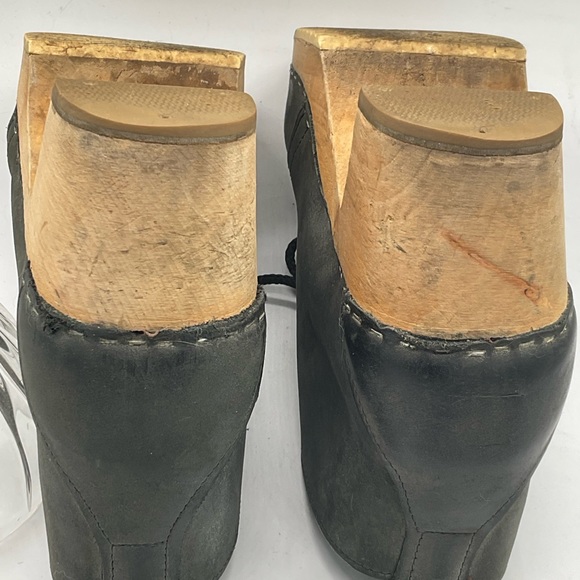 “VOLLSJO” of Sweden Handmade Clog Style Black Leather and Wood Ankle Boots. - Picture 13 of 16